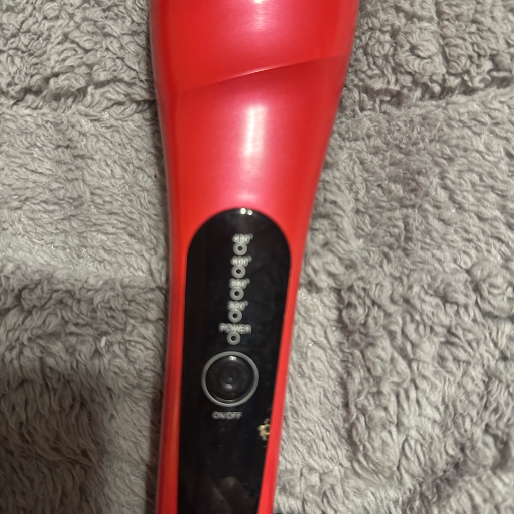 Red Hair Styling Tool